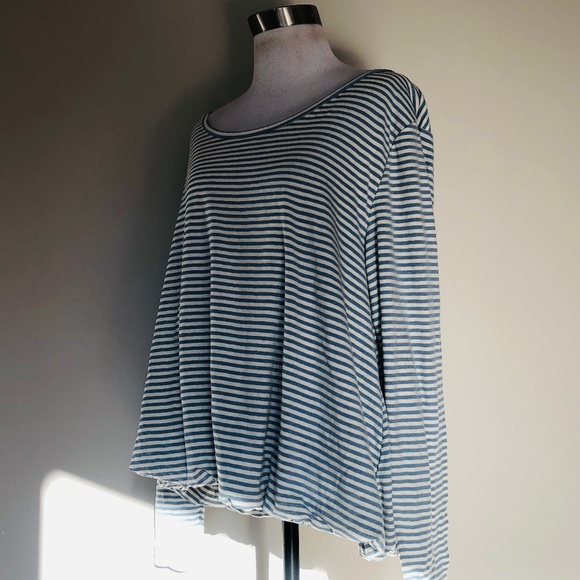 BLOUSE XL Pullover Striped Blue and White NWOT Never Worn Long Sleeves - Picture 3 of 9